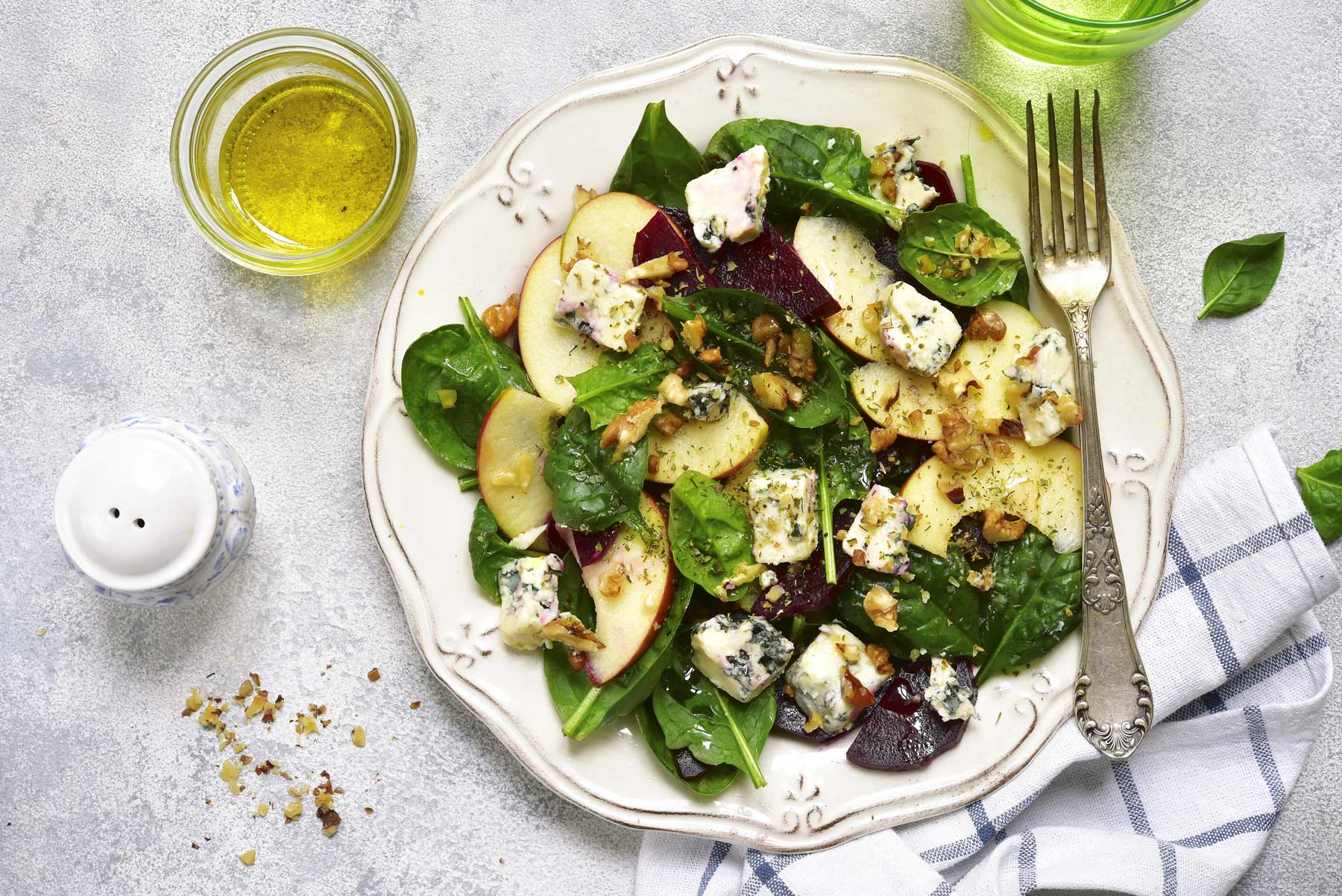 Red-Acre-Cabbage-and-Butter-Lettuce-Salad